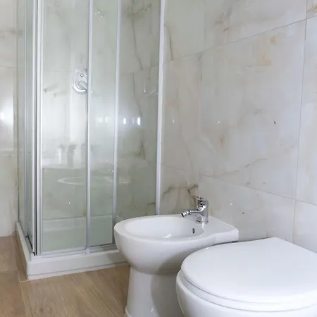 White Butterfly Nápoles