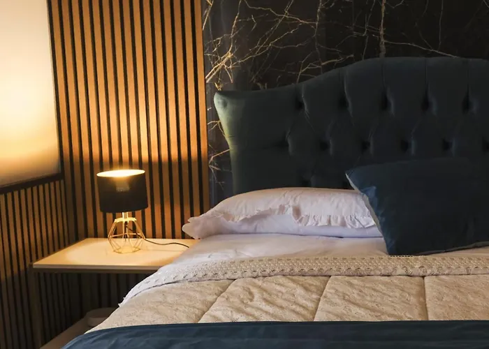 White Butterfly Apartament Neapol