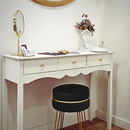 White Butterfly Daire Napoli